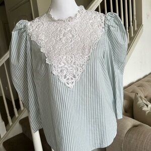 Sea New York Elegant White and Green Striped Lace Blouse